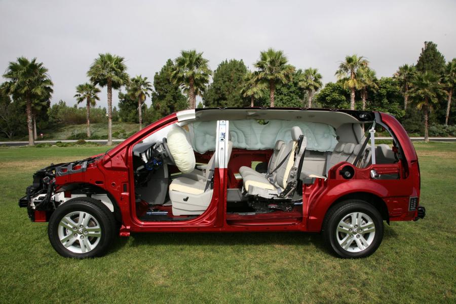  Dodge Grand Caravan 2008 года  (фото 25 из 44)